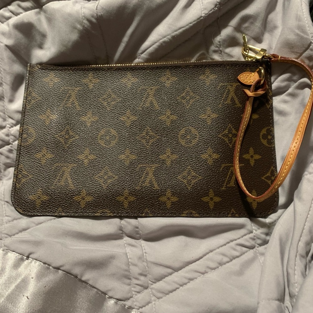 LV wristlet